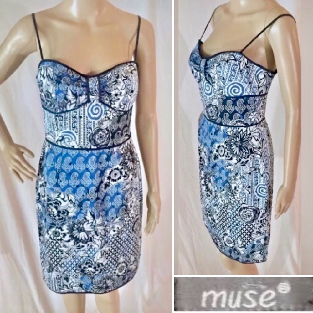 Navy White Batik MUSE Fitted Sheath Party Dress -4